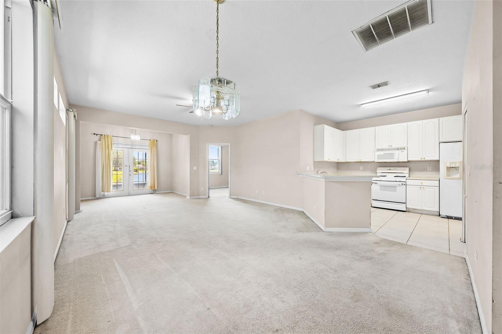 Image 9 of 40 For 1204 Huntington Greens Drive 1204