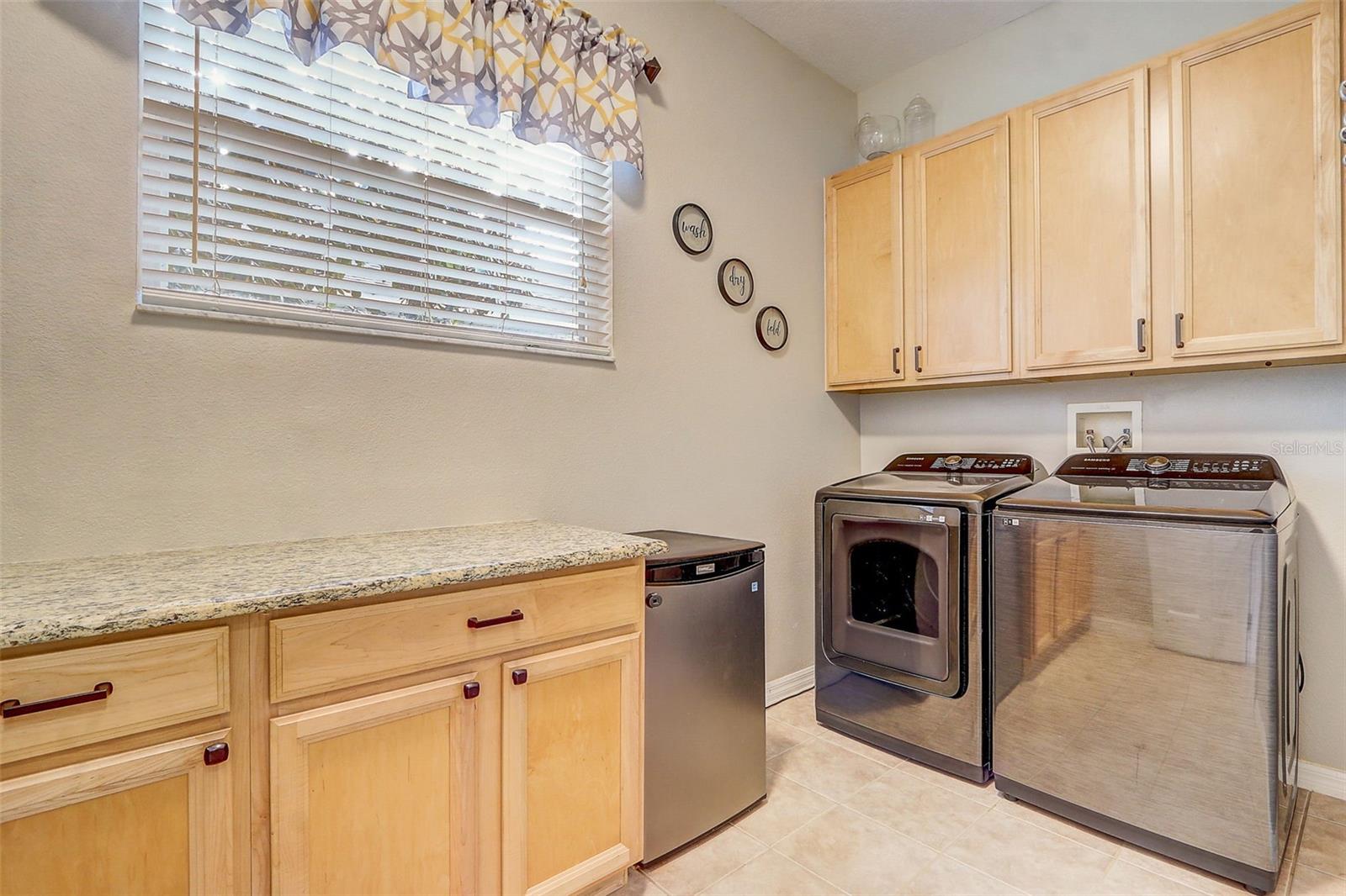 Image 14 of 34 For 2427 Leaning Pine Lane