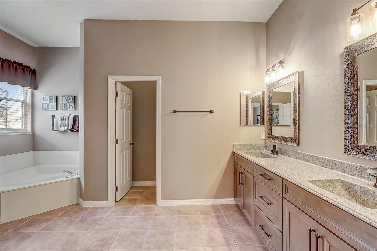 Image 19 of 34 For 2427 Leaning Pine Lane