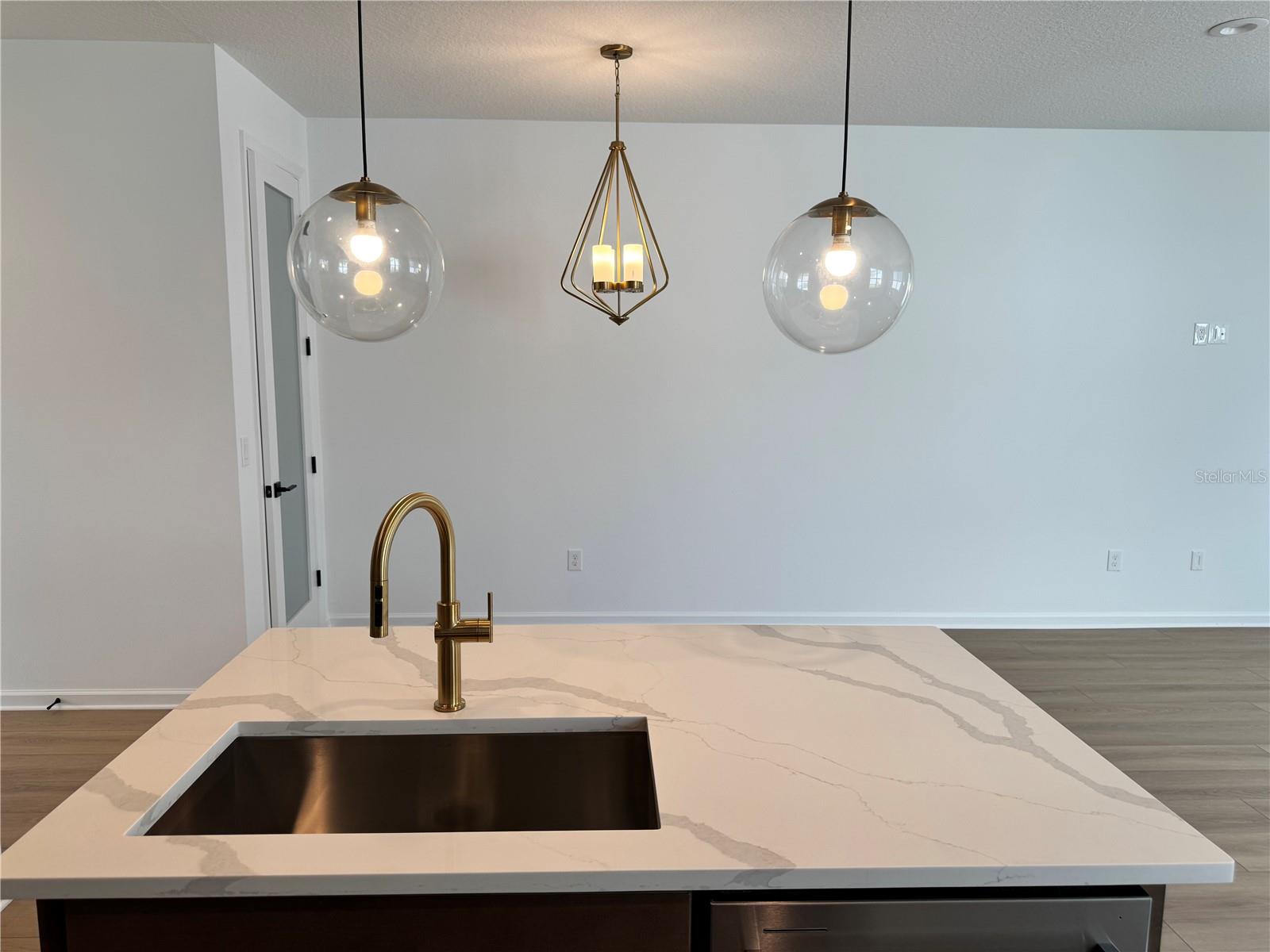 Image 12 of 36 For 1882 Falconhurst Lane