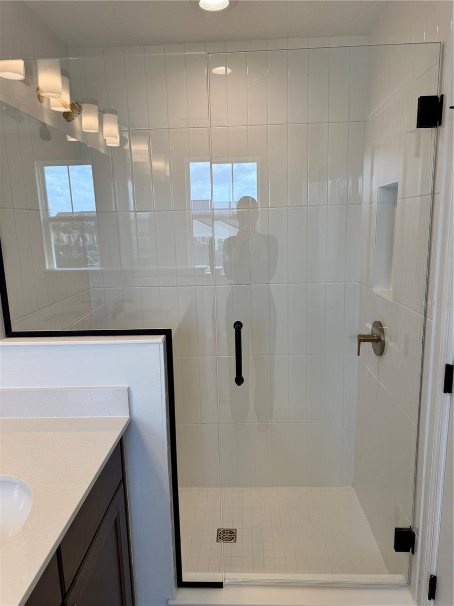 Image 24 of 36 For 1882 Falconhurst Lane