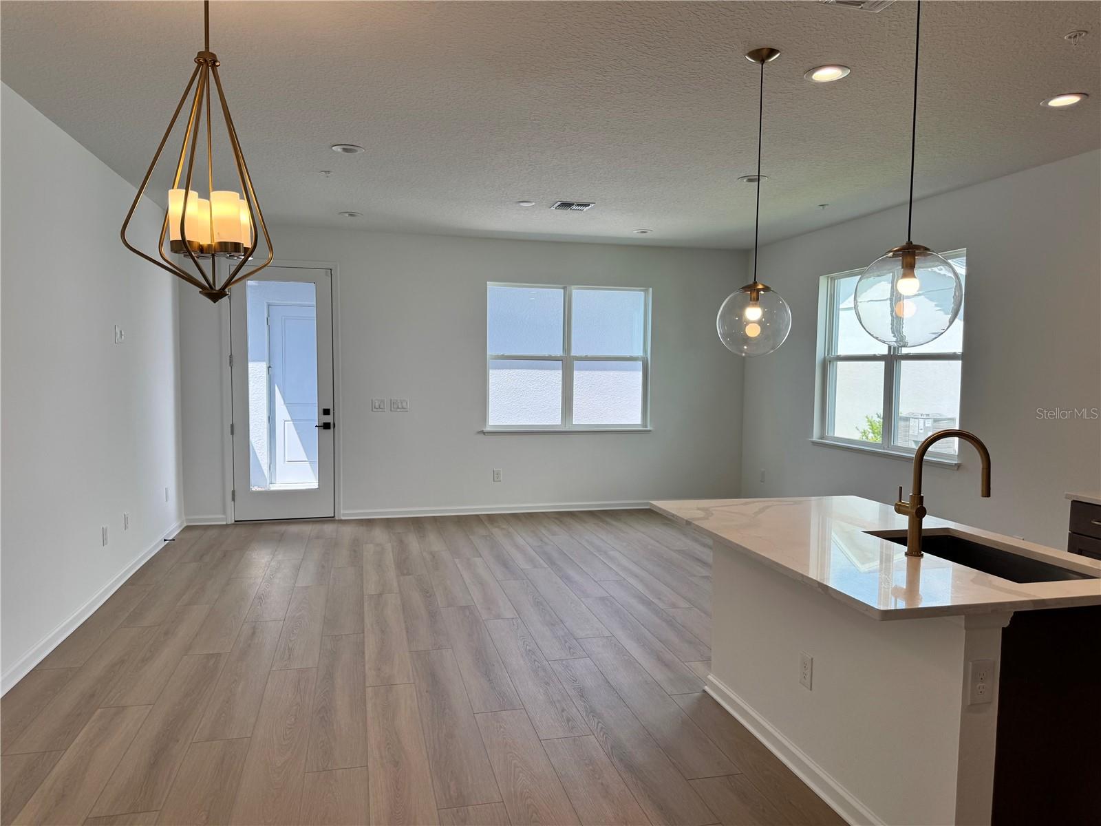 Image 8 of 36 For 1882 Falconhurst Lane