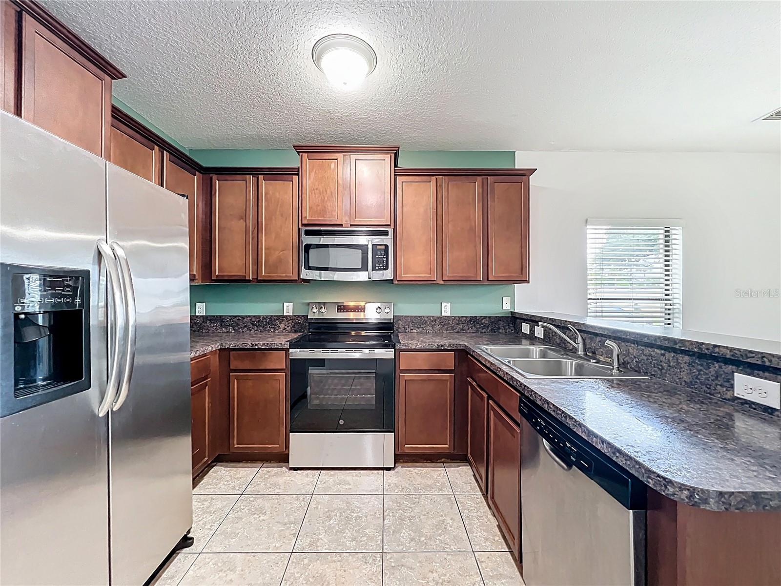 Image 13 of 51 For 1360 Windsor Lake Circle