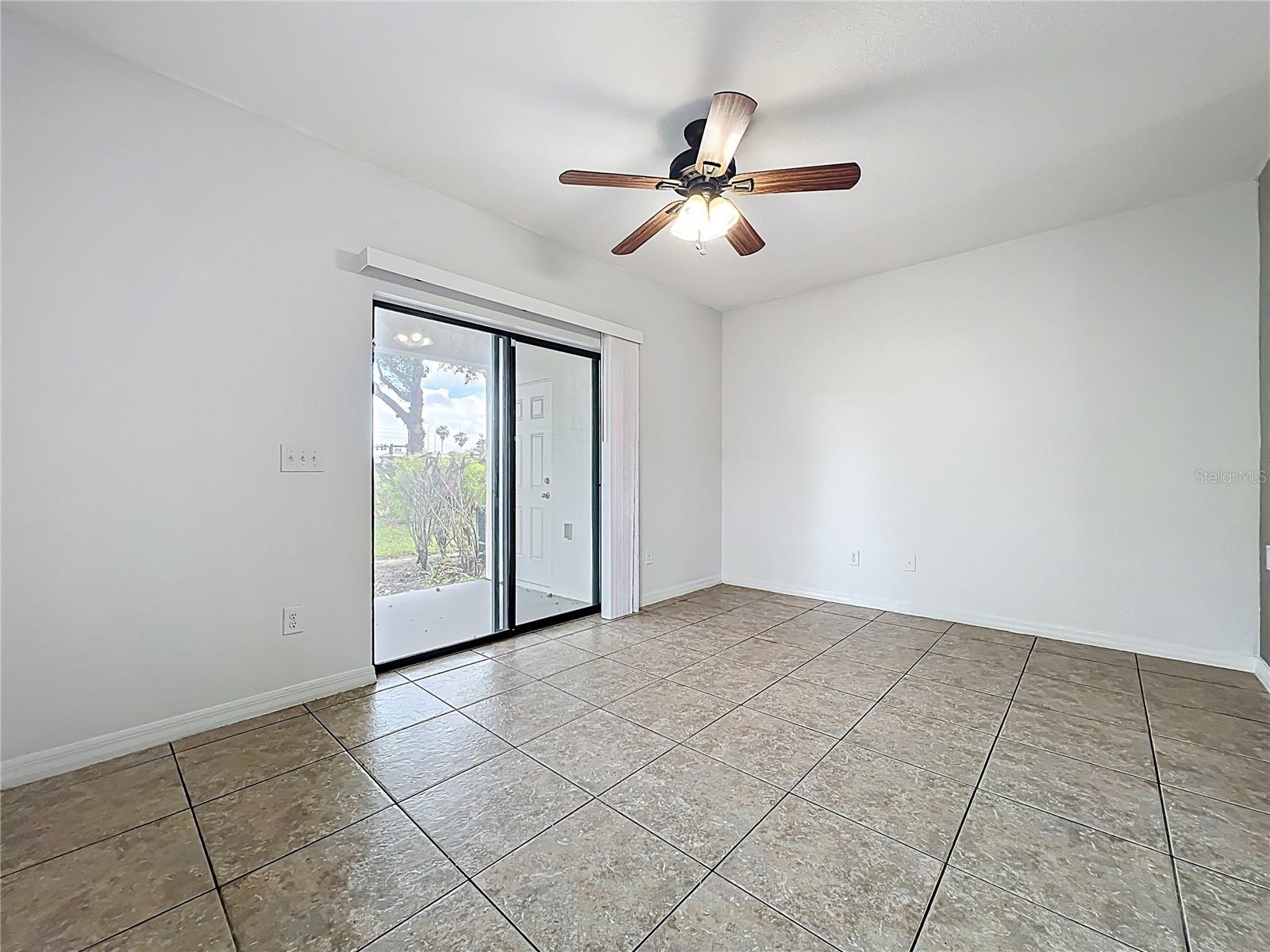 Image 23 of 51 For 1360 Windsor Lake Circle