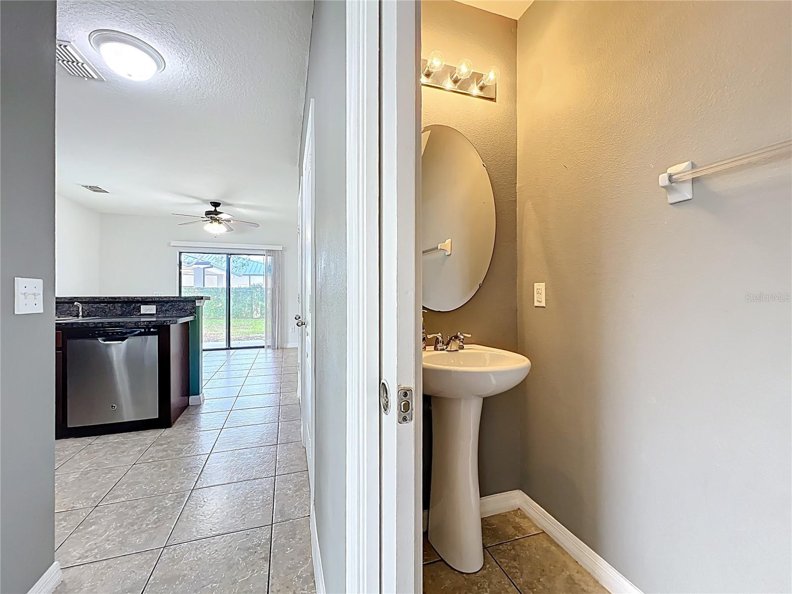 Image 25 of 51 For 1360 Windsor Lake Circle