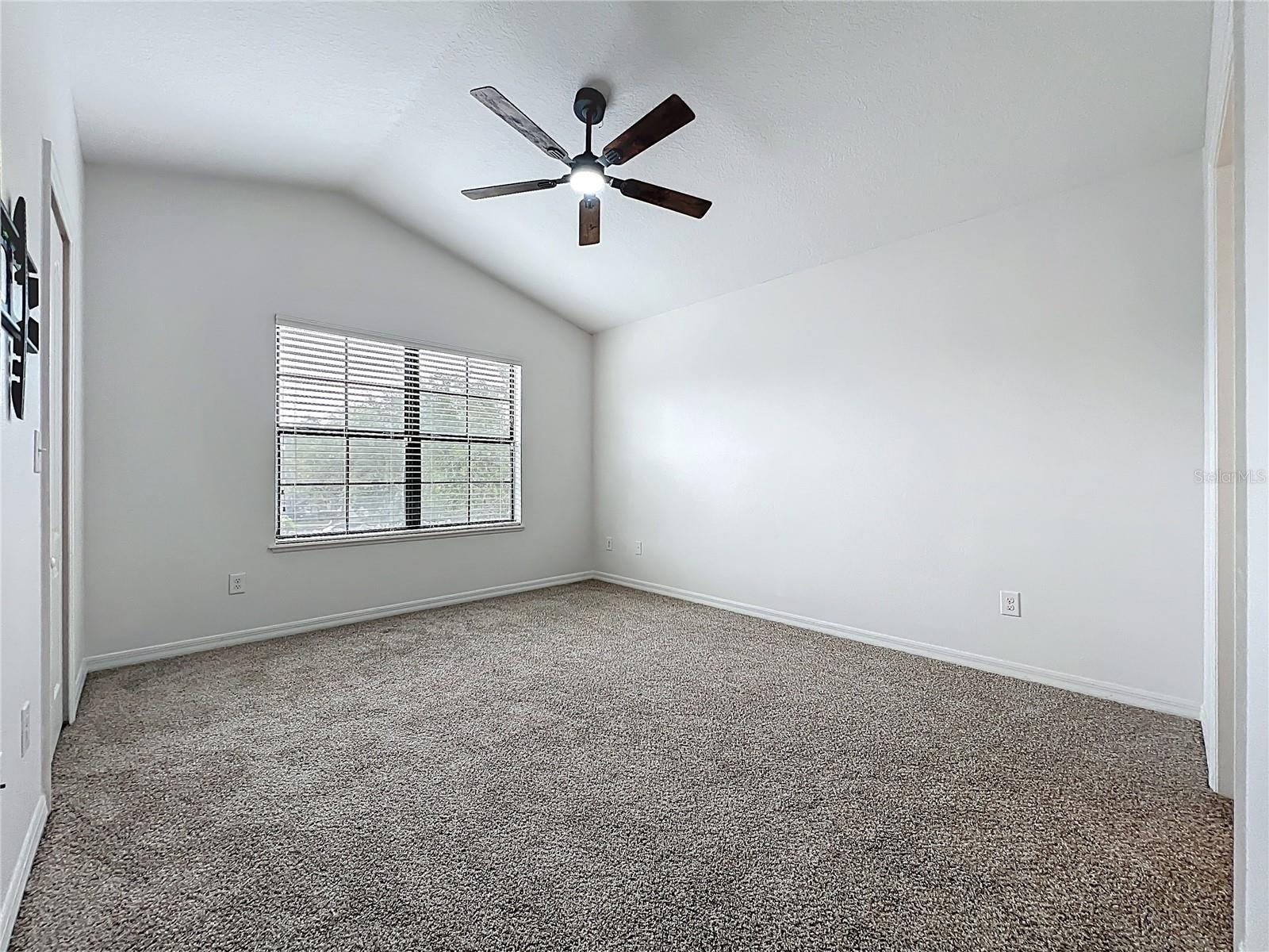 Image 29 of 51 For 1360 Windsor Lake Circle