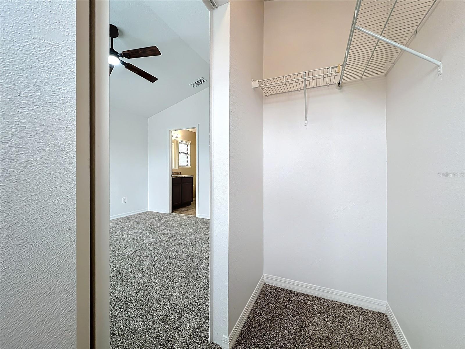 Image 34 of 51 For 1360 Windsor Lake Circle