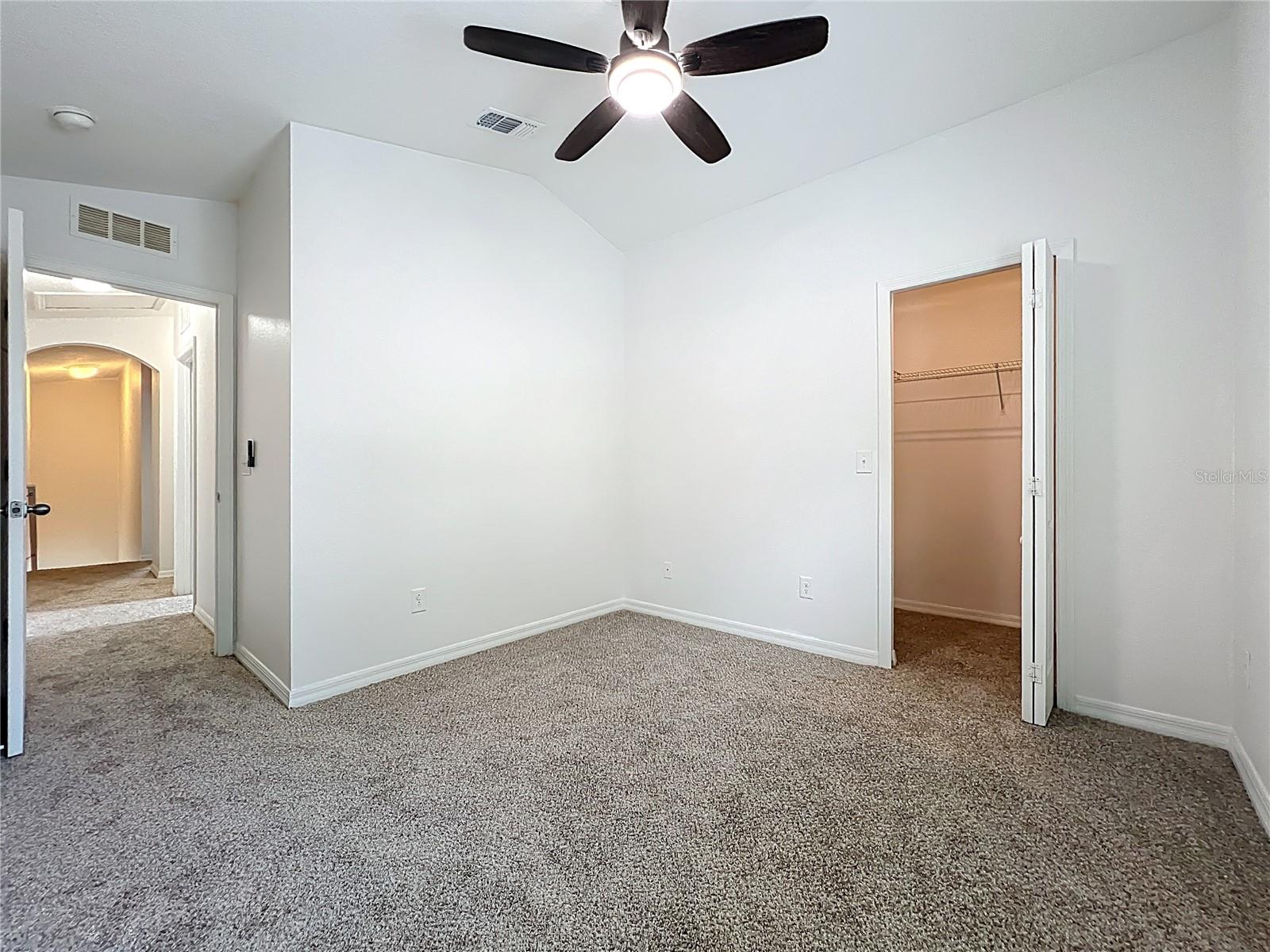 Image 42 of 51 For 1360 Windsor Lake Circle