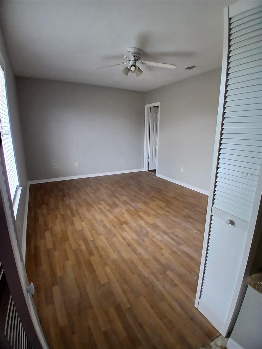 Image 13 of 34 For 7454 Wynnewood Square 188