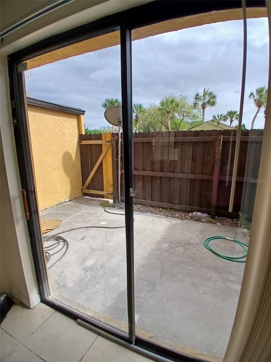 Image 25 of 34 For 7454 Wynnewood Square 188