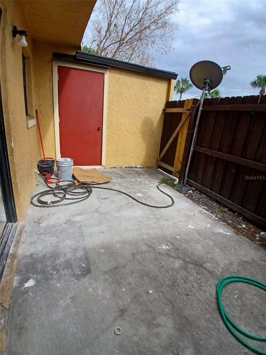 Image 30 of 34 For 7454 Wynnewood Square 188