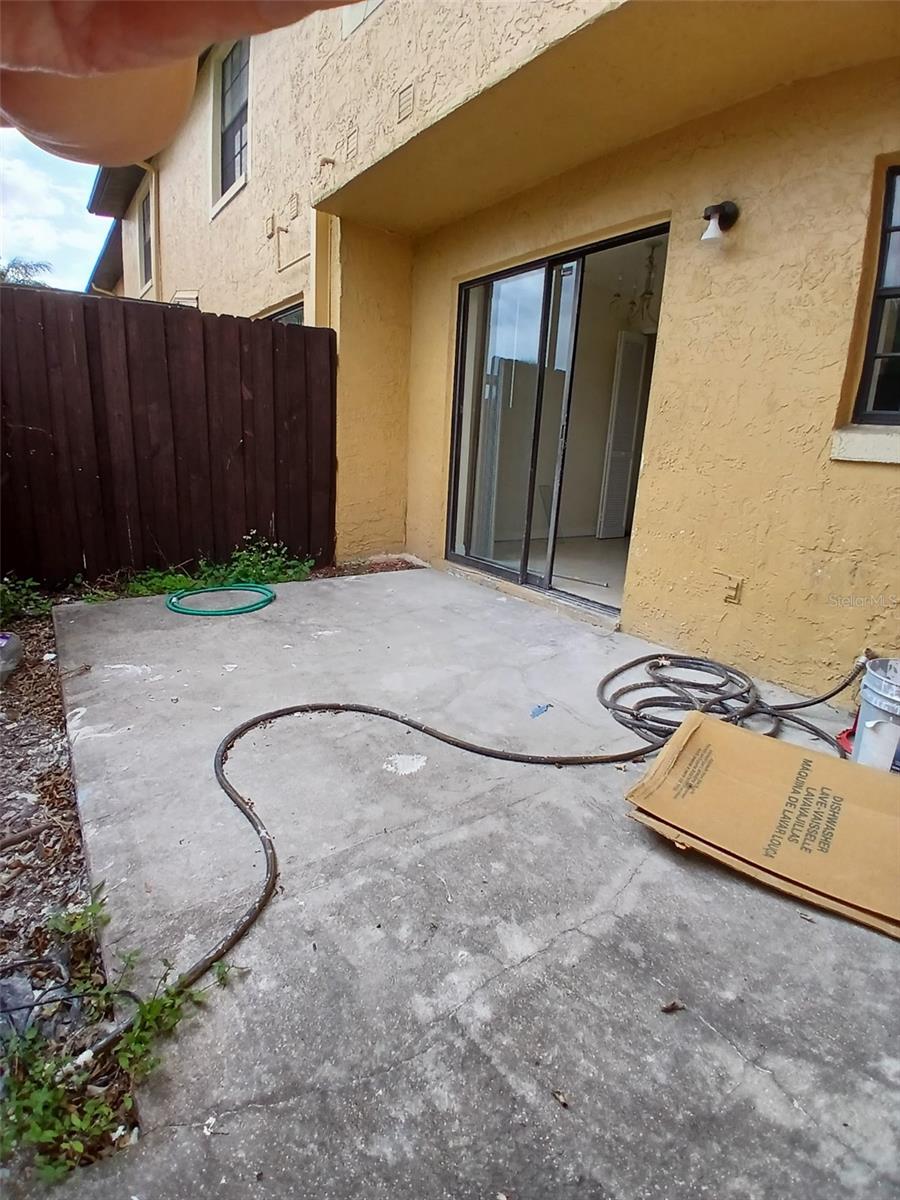 Image 33 of 34 For 7454 Wynnewood Square 188