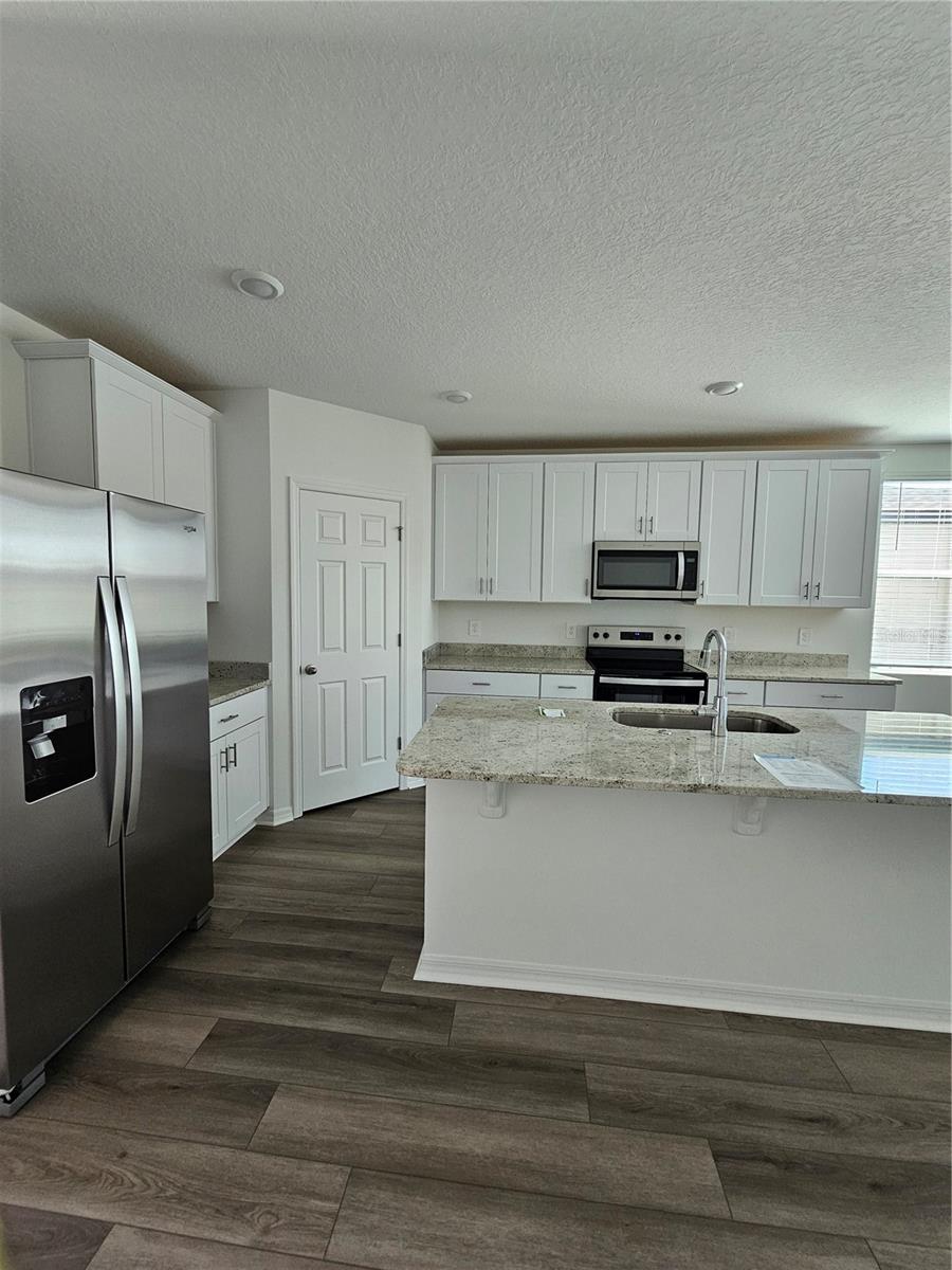 Image 4 of 32 For 4519 Windy Oak Way