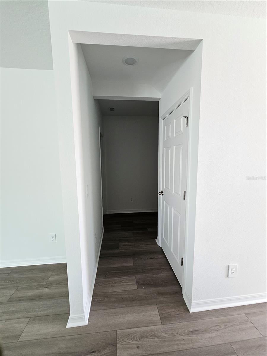 Image 7 of 32 For 4519 Windy Oak Way