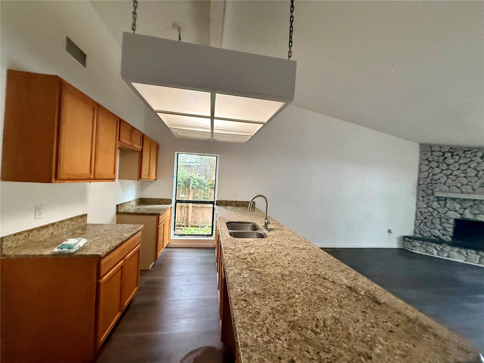 Image 5 of 18 For 5214 2nd Street