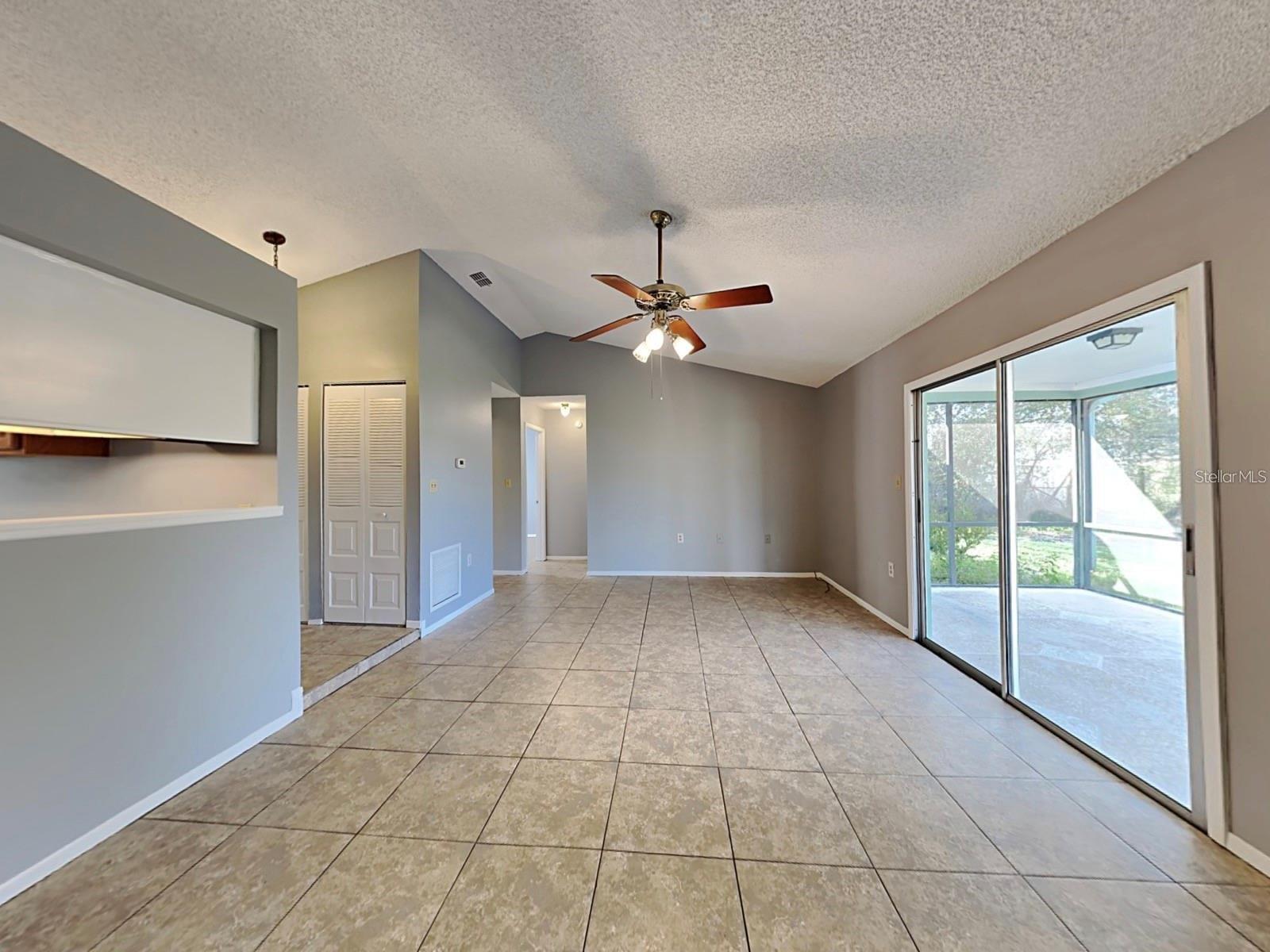 Image 3 of 18 For 3240 Butterfield Street