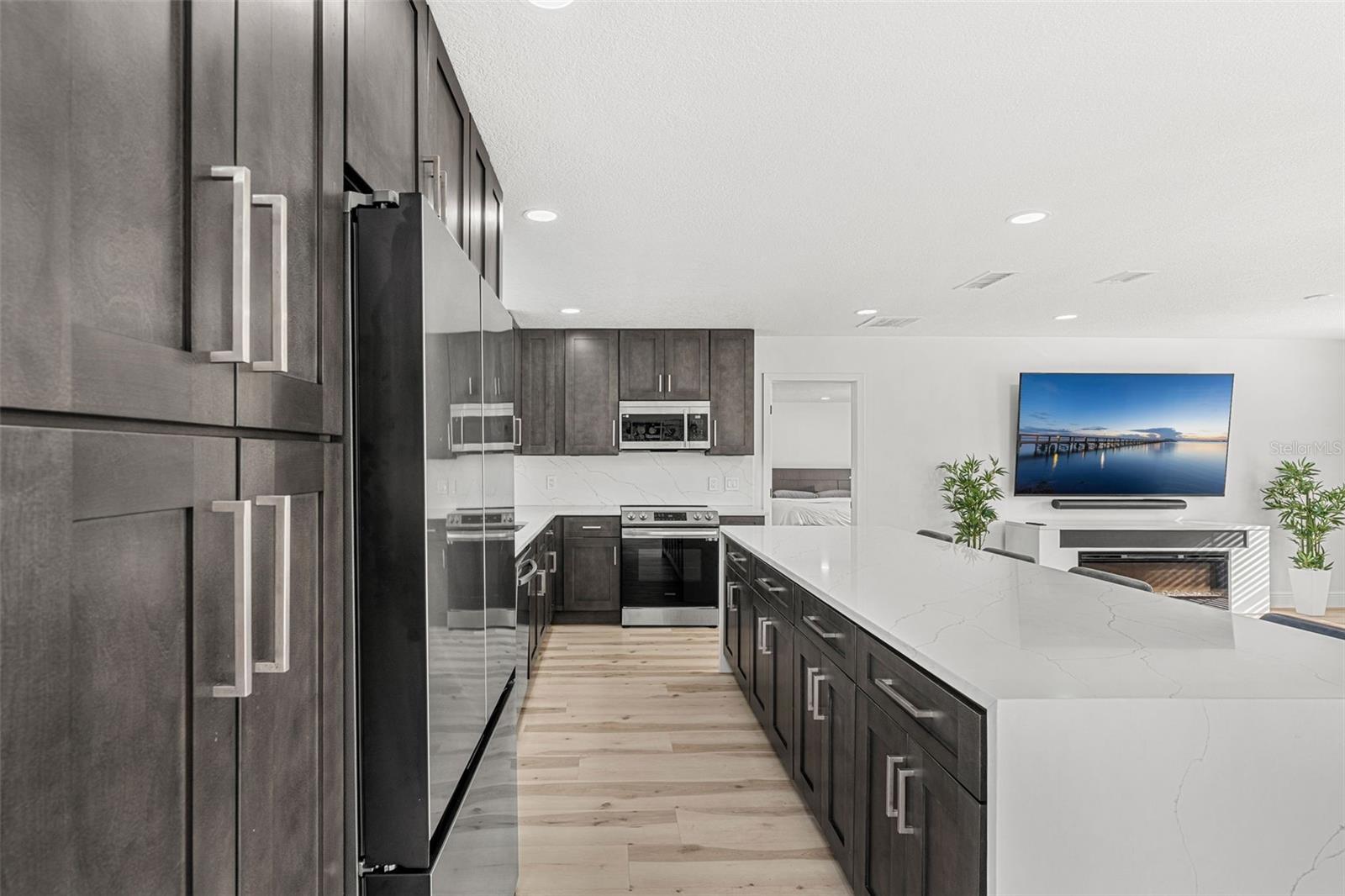 Image 11 of 32 For 1917 Wyandotte Trail