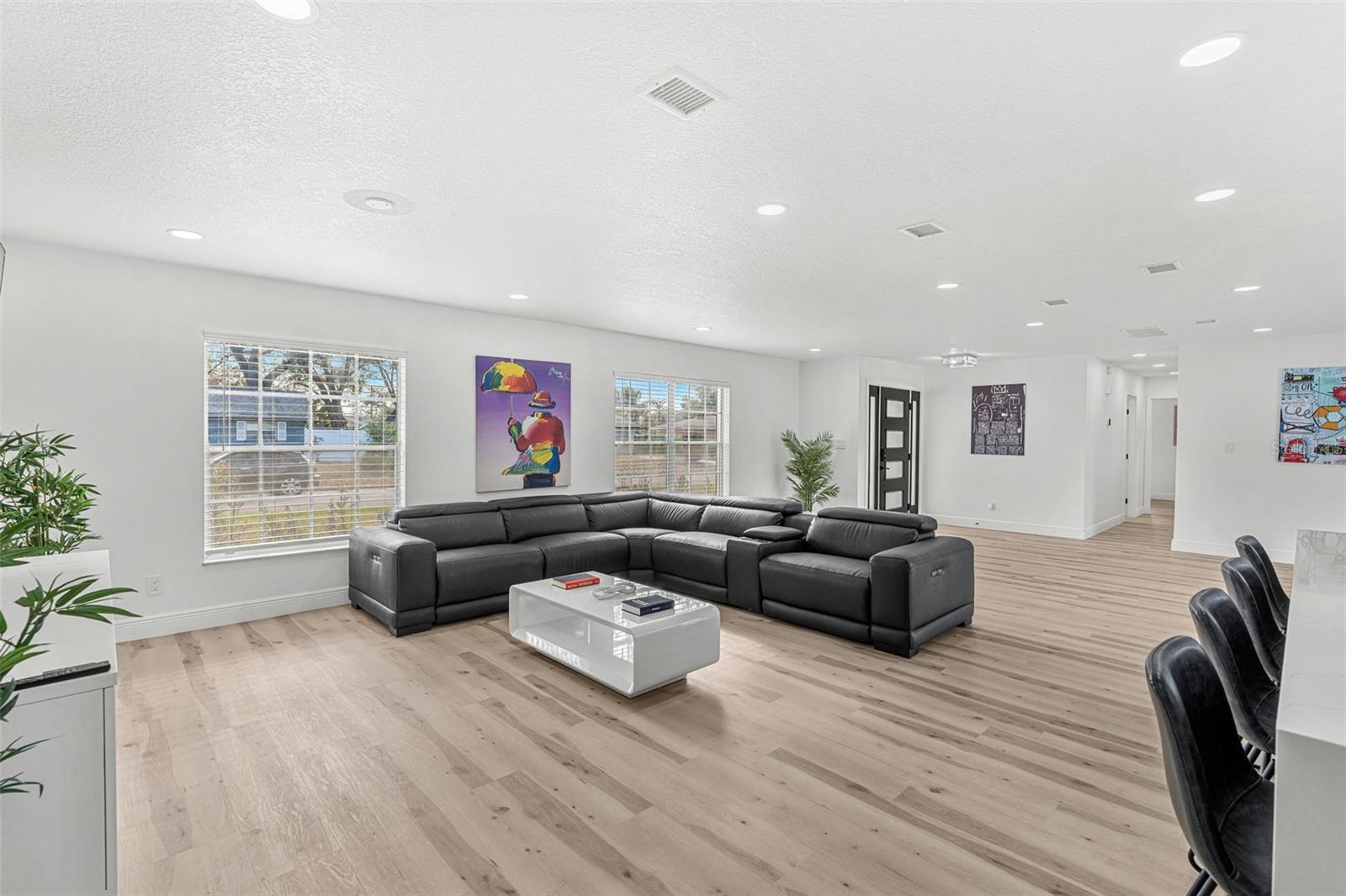 Image 15 of 32 For 1917 Wyandotte Trail