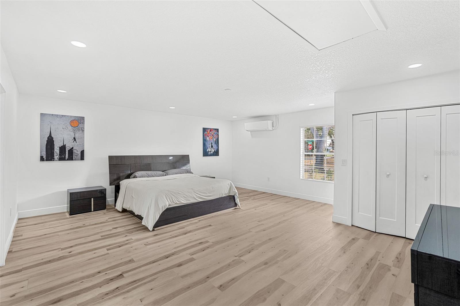 Image 20 of 32 For 1917 Wyandotte Trail