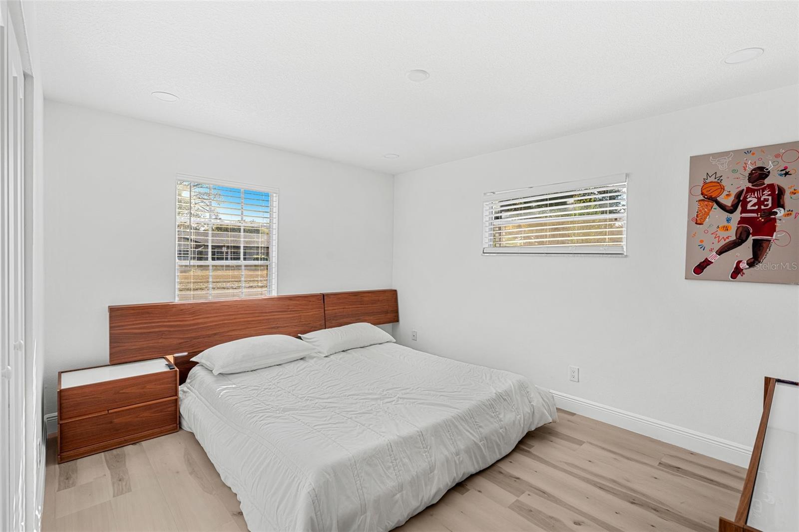 Image 26 of 32 For 1917 Wyandotte Trail