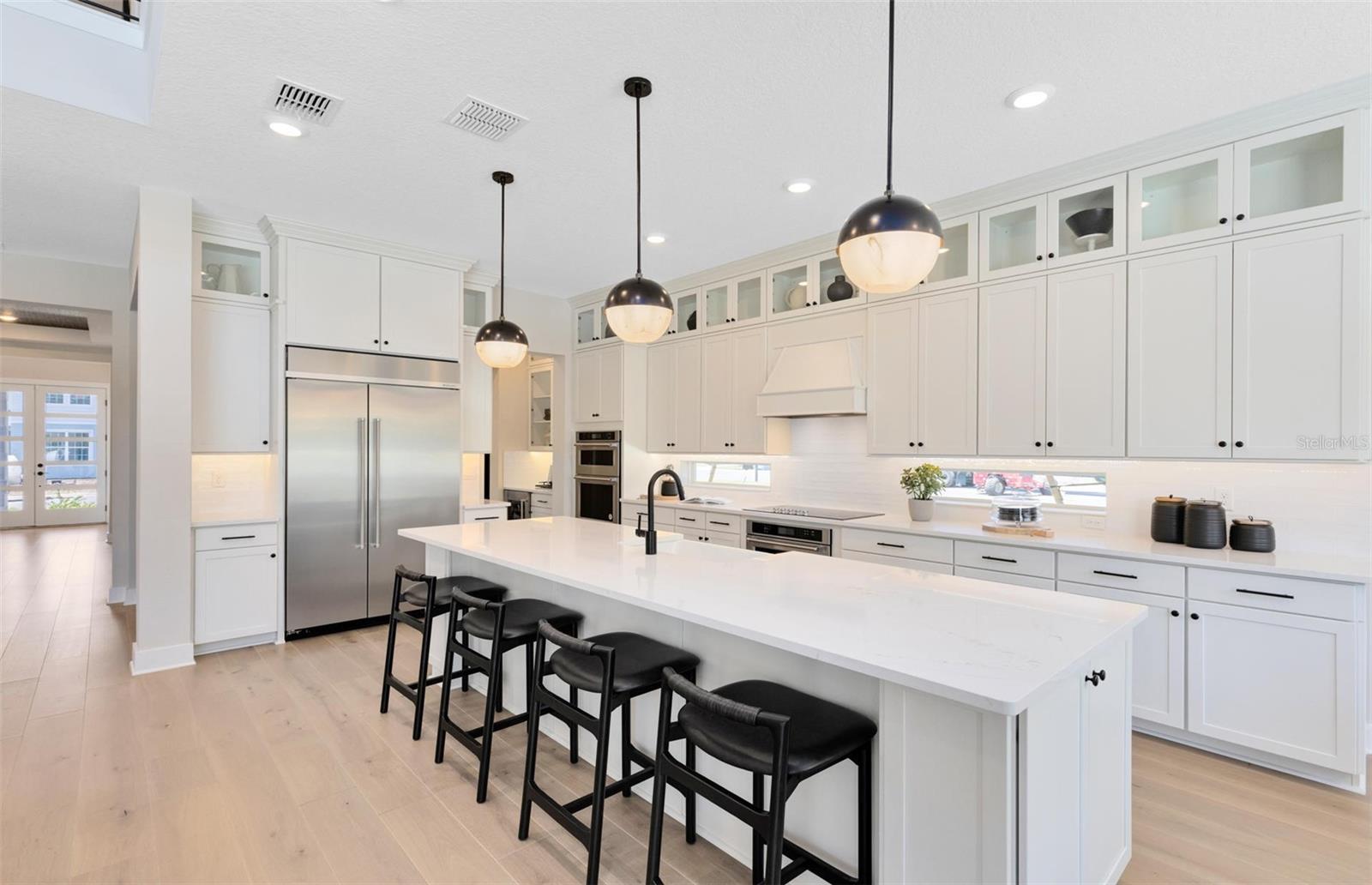 Image 21 of 57 For 16603 Lone Oak Circle