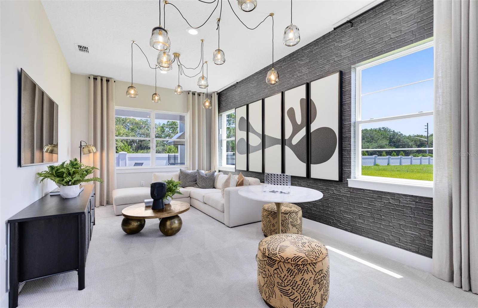 Image 32 of 57 For 16603 Lone Oak Circle