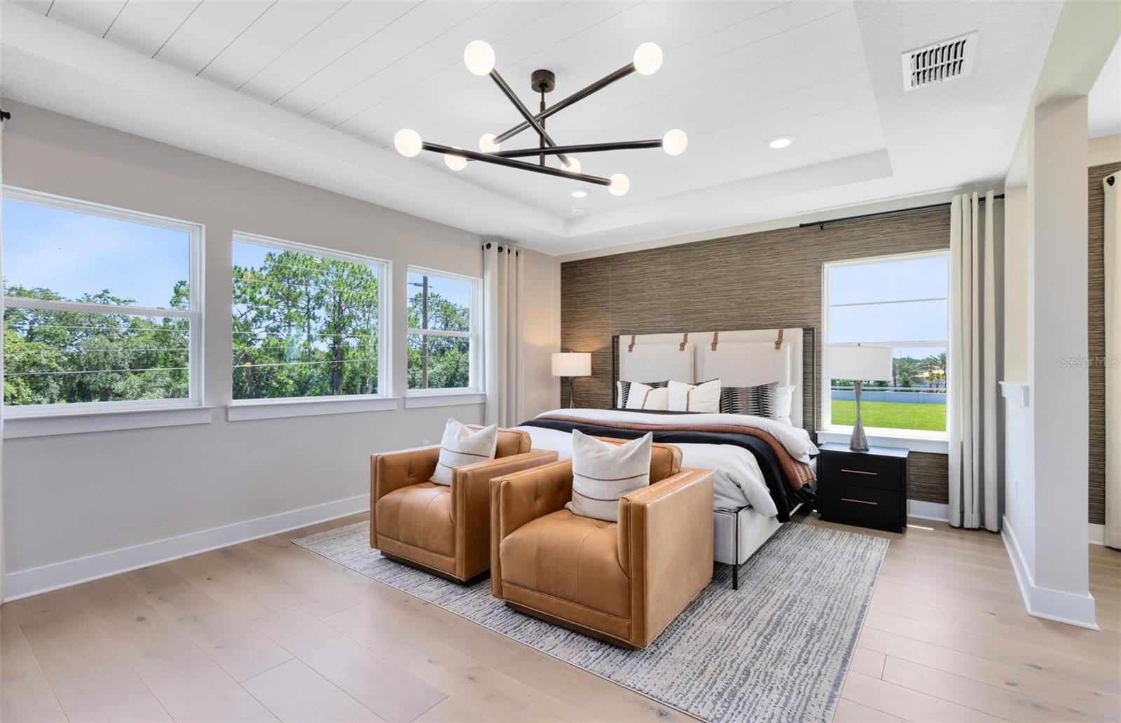 Image 39 of 57 For 16603 Lone Oak Circle