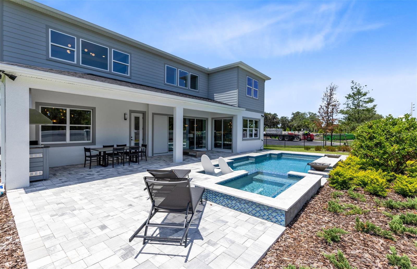 Image 5 of 57 For 16603 Lone Oak Circle