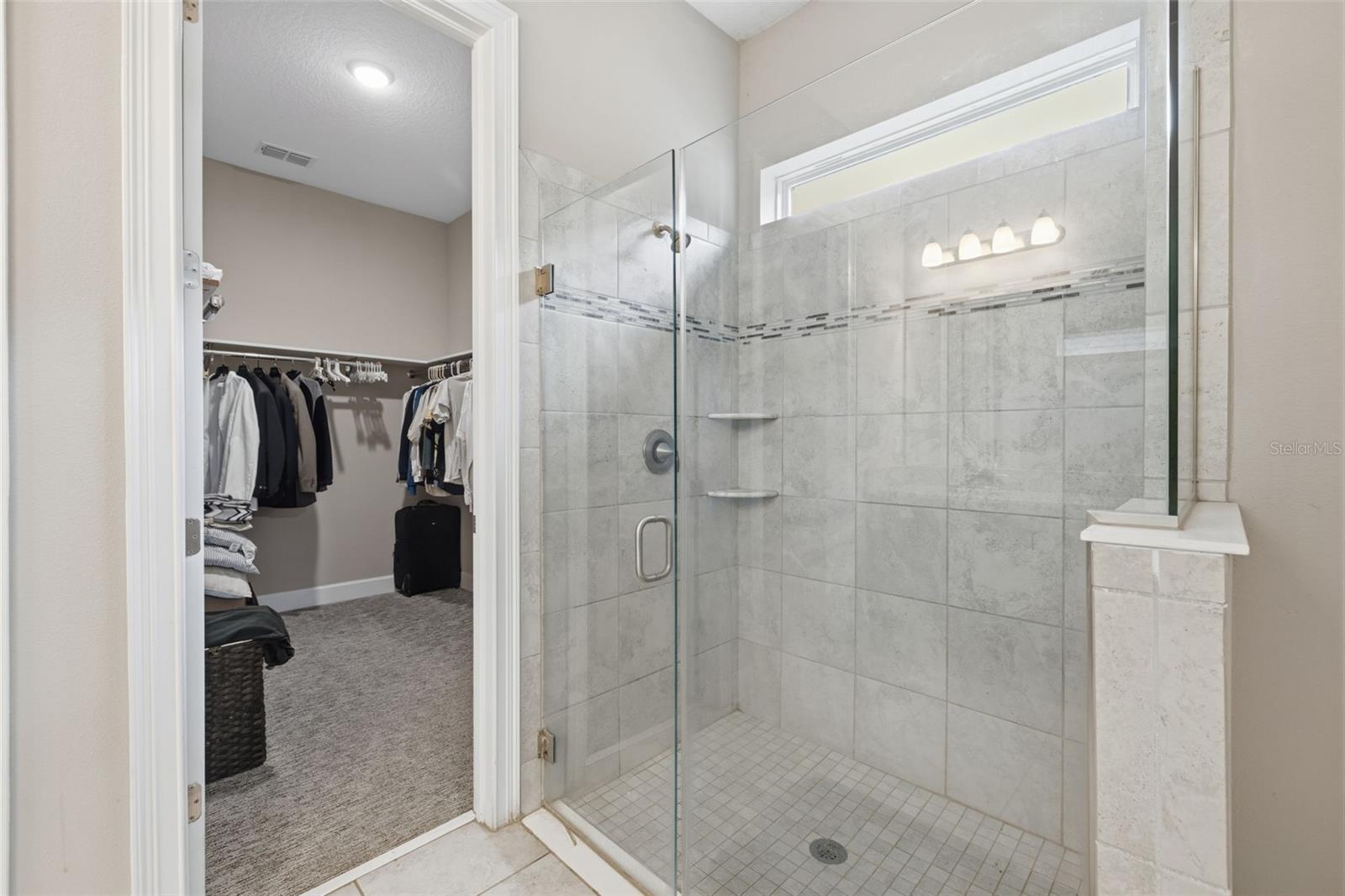 Listing photo id 13 for 10431 Alcon Blue Drive