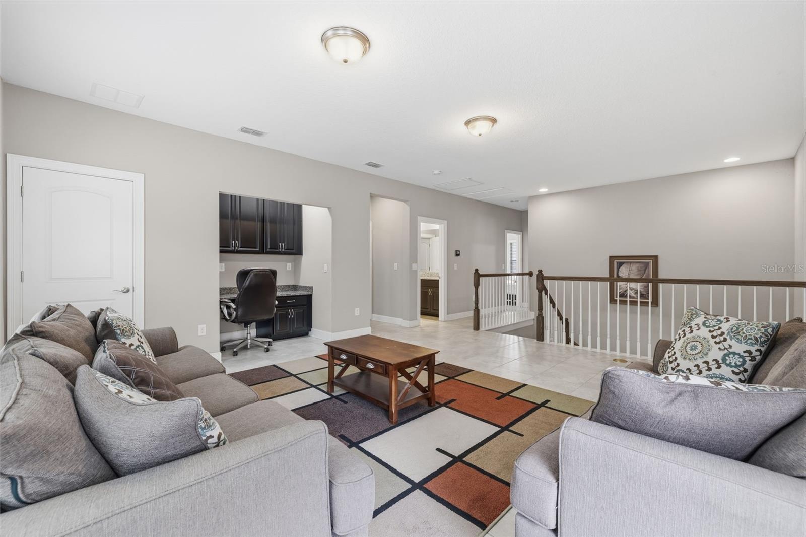 Listing photo id 17 for 10431 Alcon Blue Drive