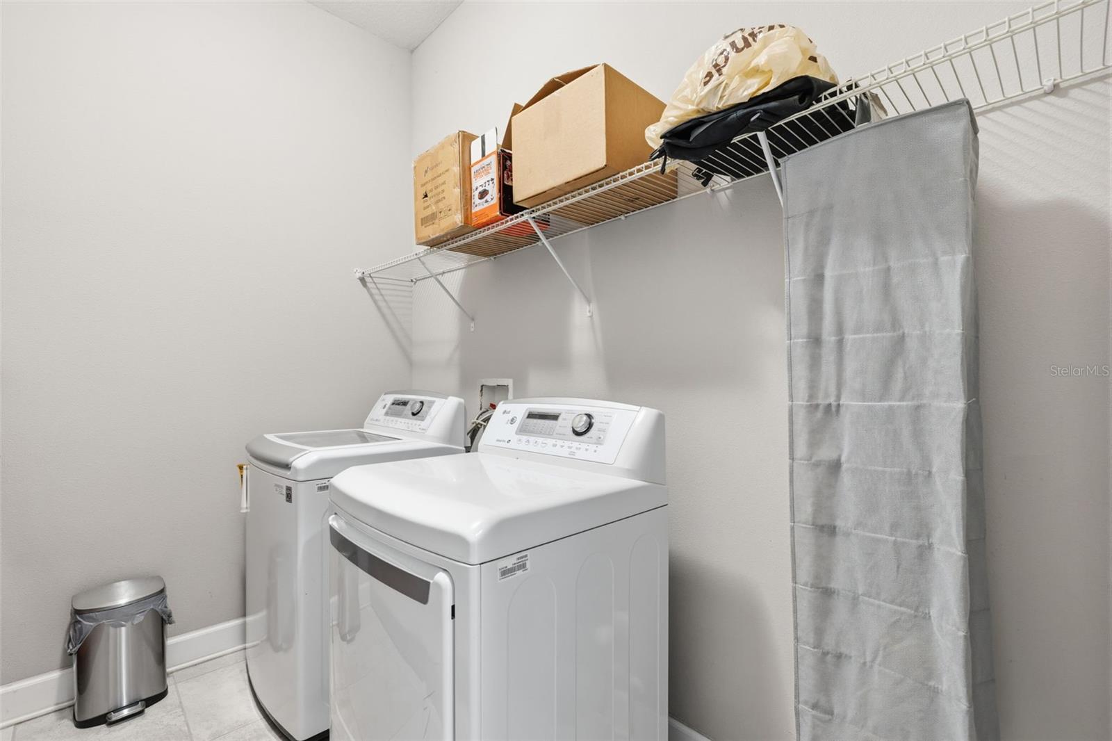 Listing photo id 25 for 10431 Alcon Blue Drive