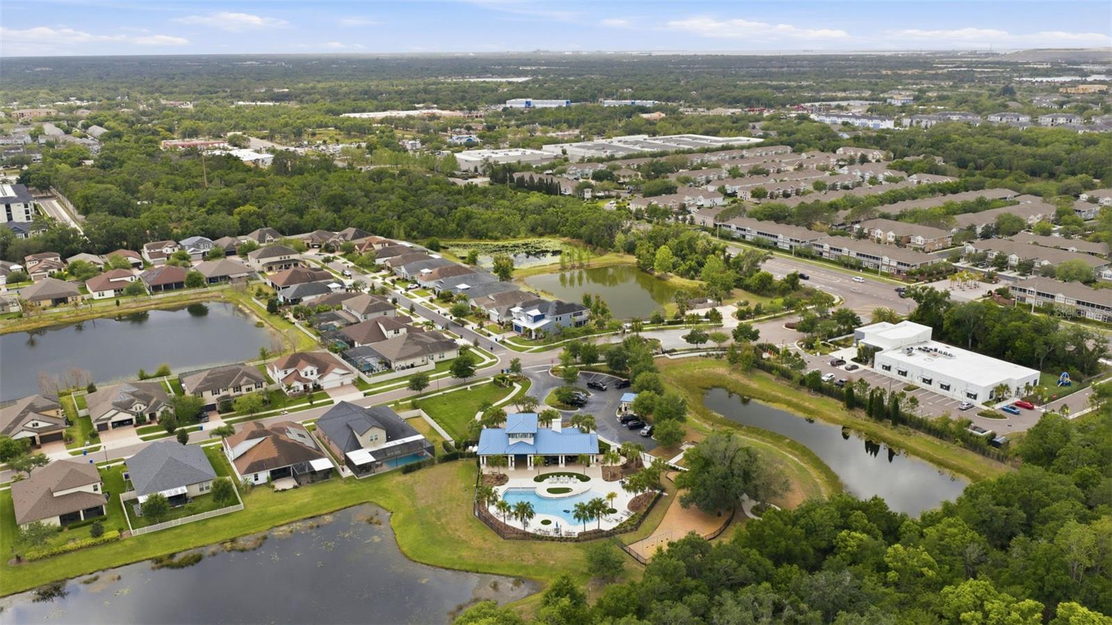 Listing photo id 32 for 10431 Alcon Blue Drive