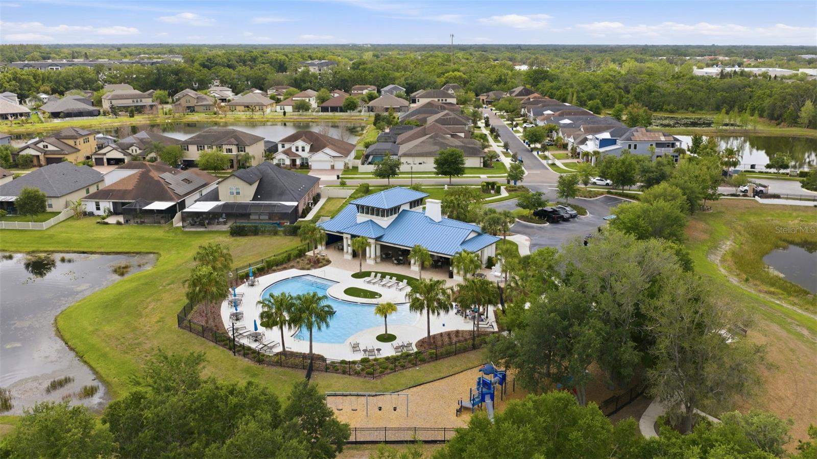 Listing photo id 34 for 10431 Alcon Blue Drive