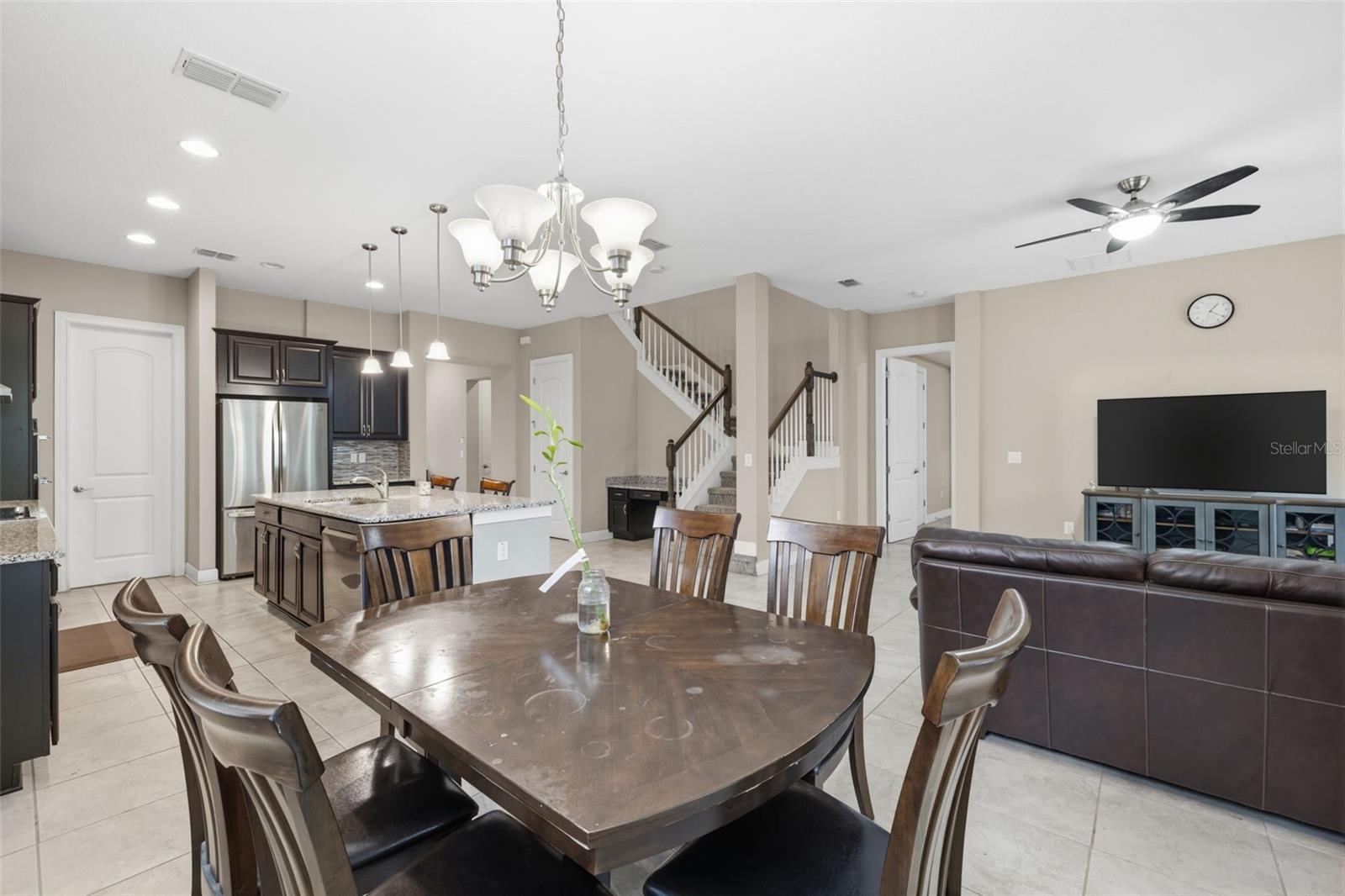 Listing photo id 5 for 10431 Alcon Blue Drive