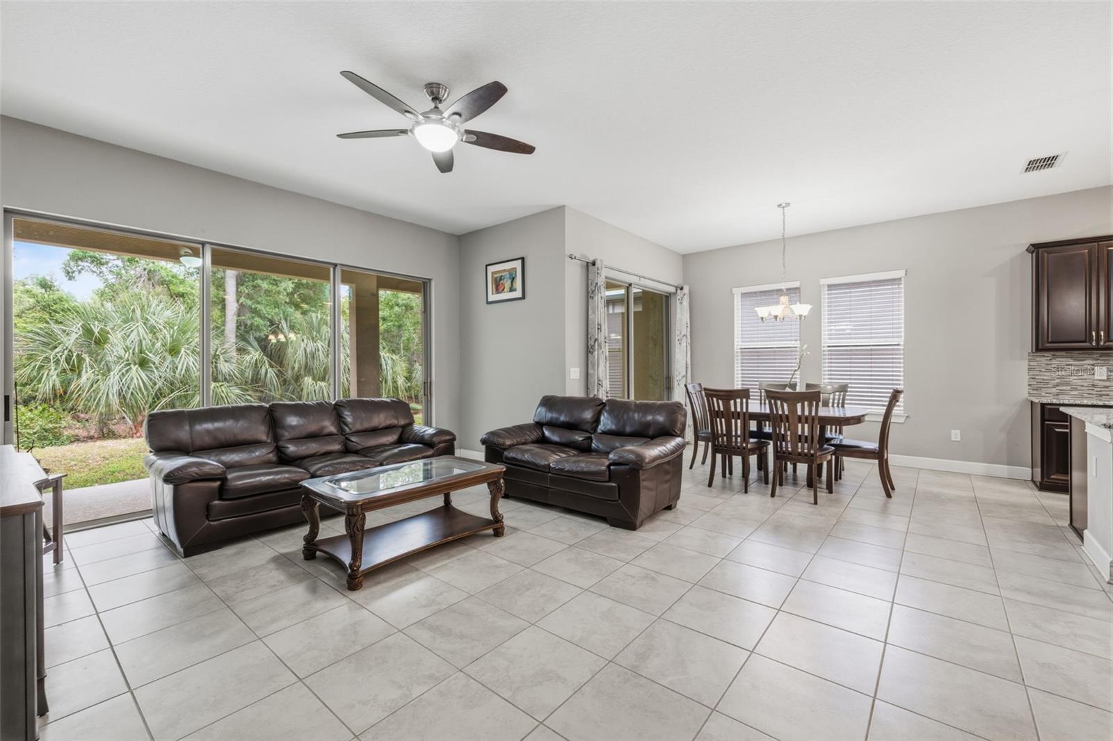 Listing photo id 6 for 10431 Alcon Blue Drive