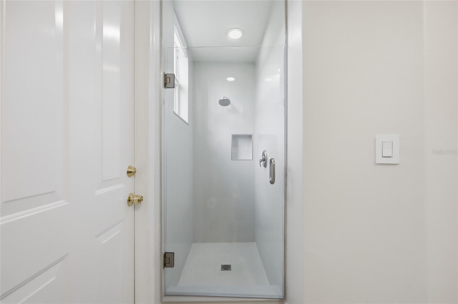 Image 20 of 52 For 8503 Giovana Court