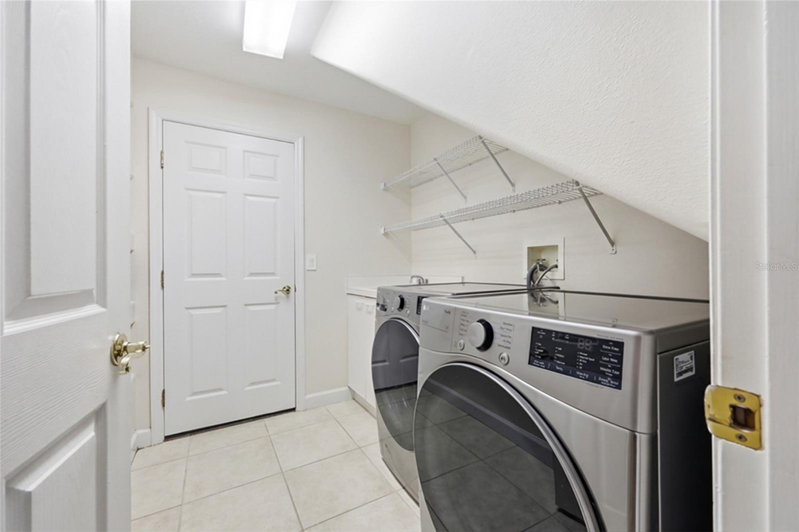 Image 37 of 52 For 8503 Giovana Court