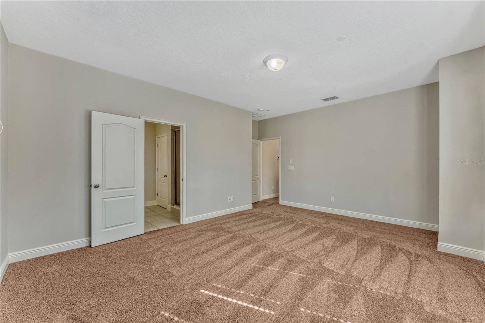 Image 11 of 33 For 2440 Lobelia Drive