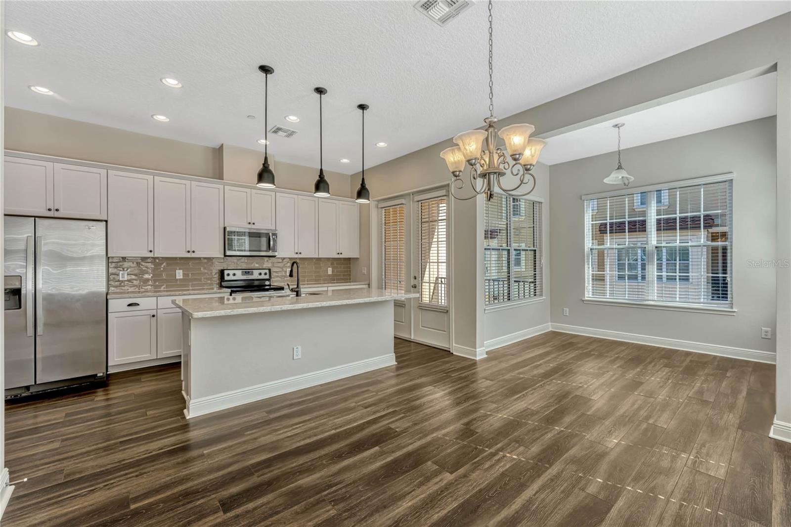 Image 4 of 33 For 2440 Lobelia Drive