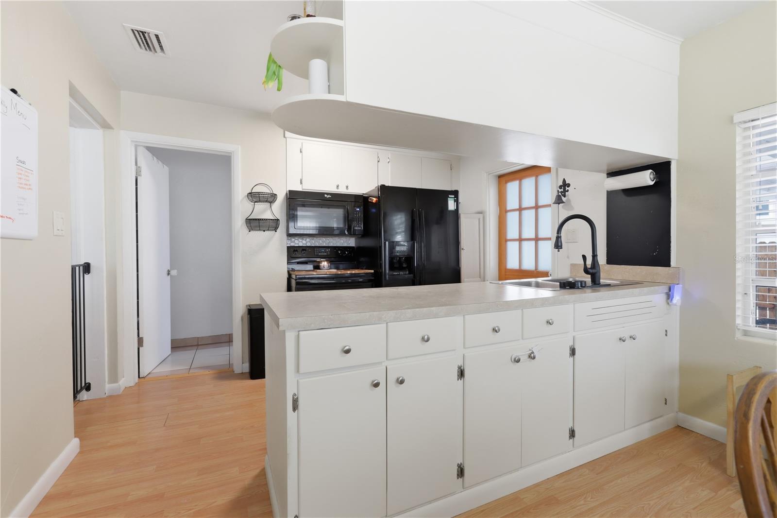 Image 10 of 31 For 22 Virginia Avenue