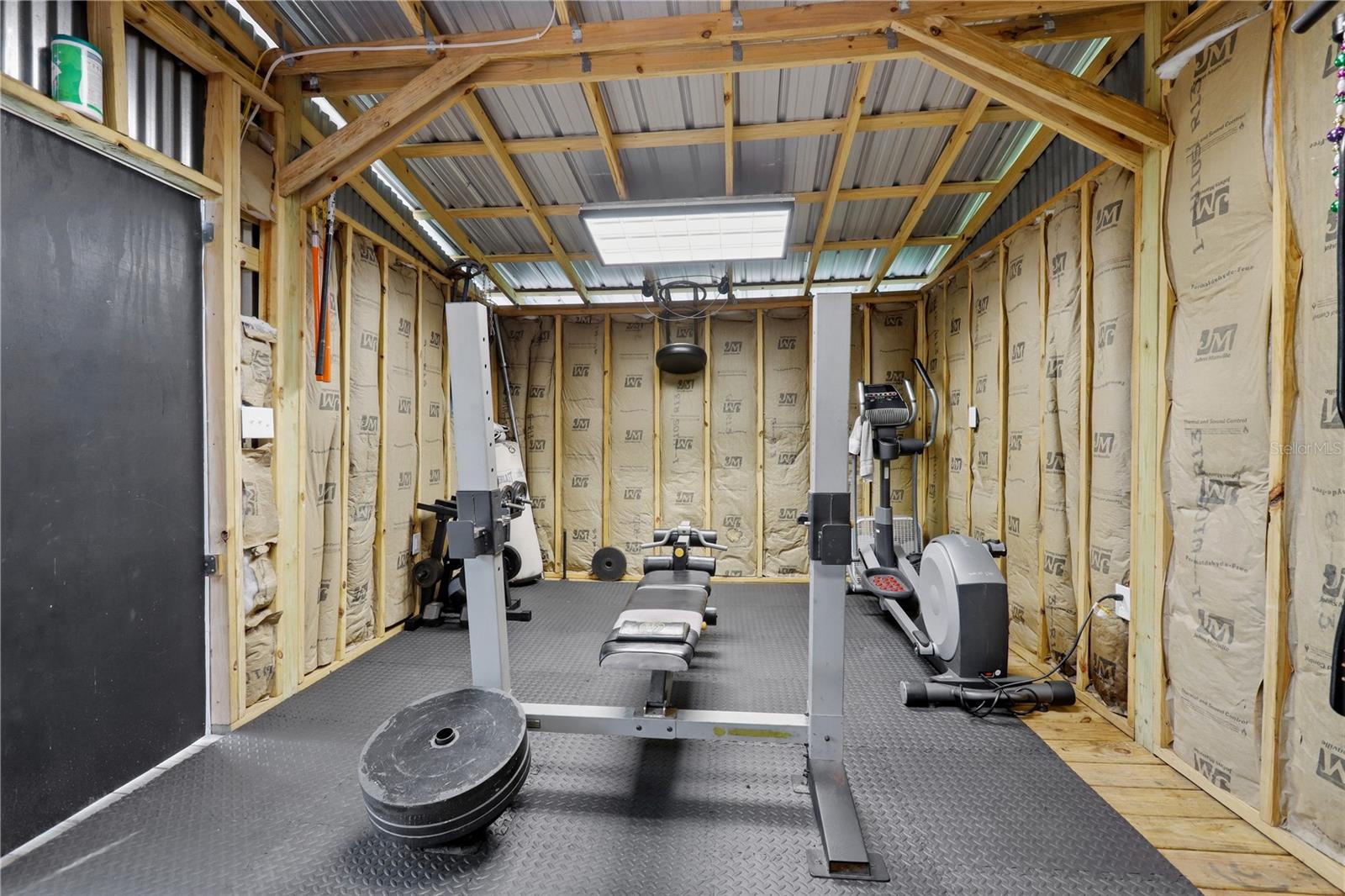 Image 27 of 31 For 22 Virginia Avenue