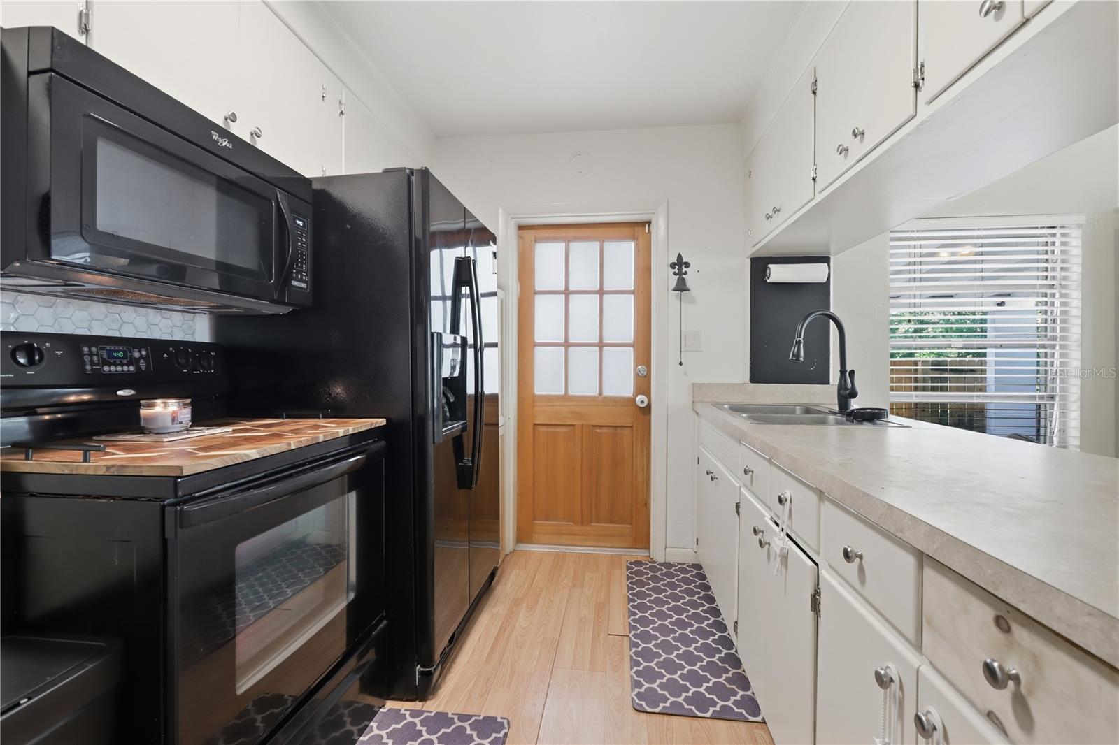 Image 8 of 31 For 22 Virginia Avenue