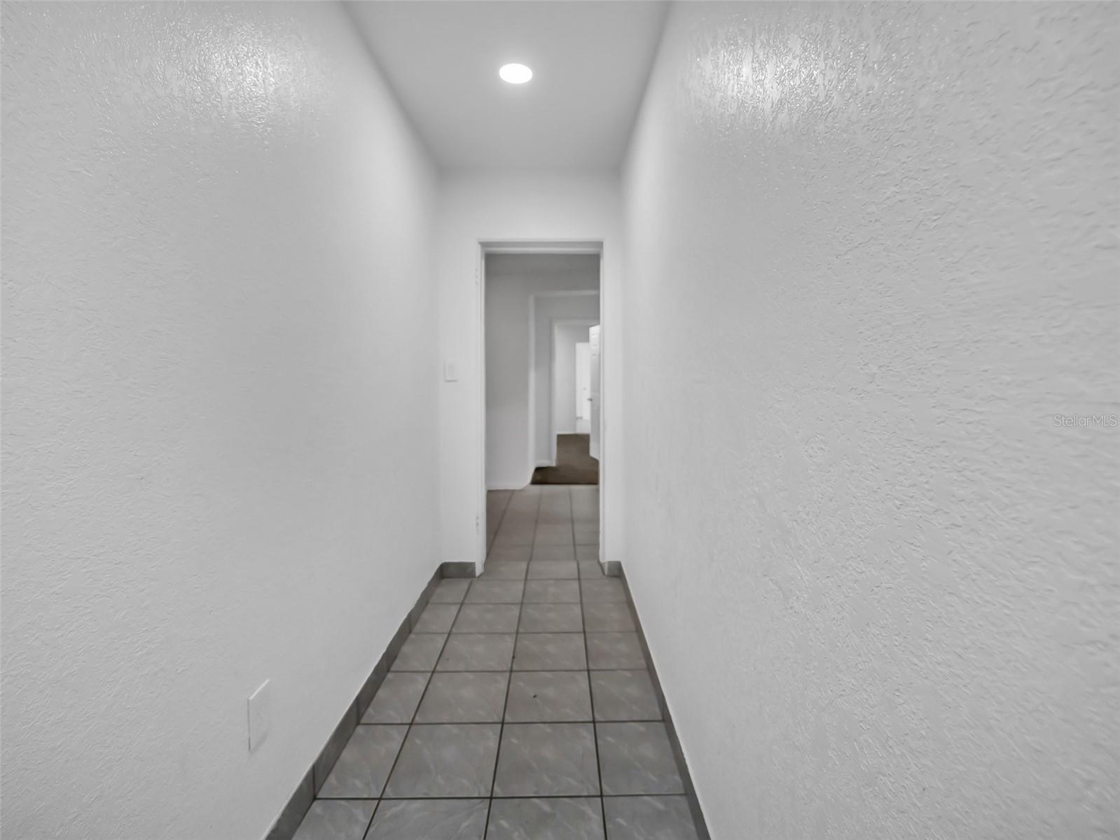 Image 27 of 55 For 2600 Euston Road