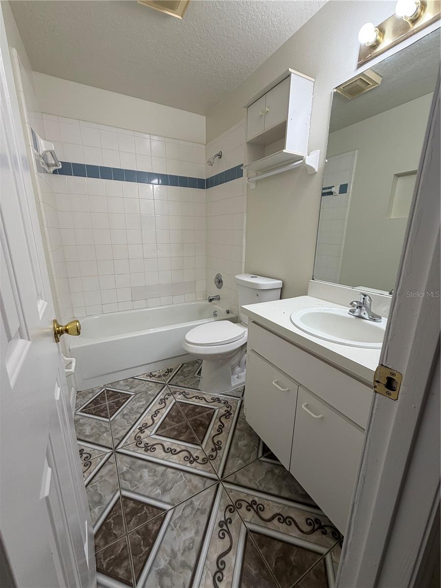 Image 10 of 20 For 922 Elm Forest Drive