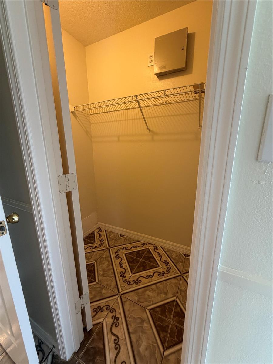 Image 17 of 20 For 922 Elm Forest Drive