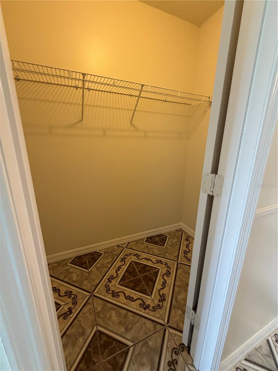 Image 18 of 20 For 922 Elm Forest Drive