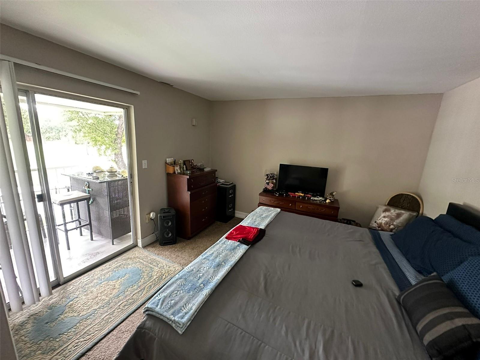 Image 27 of 33 For 1830 Maravilla Avenue 317