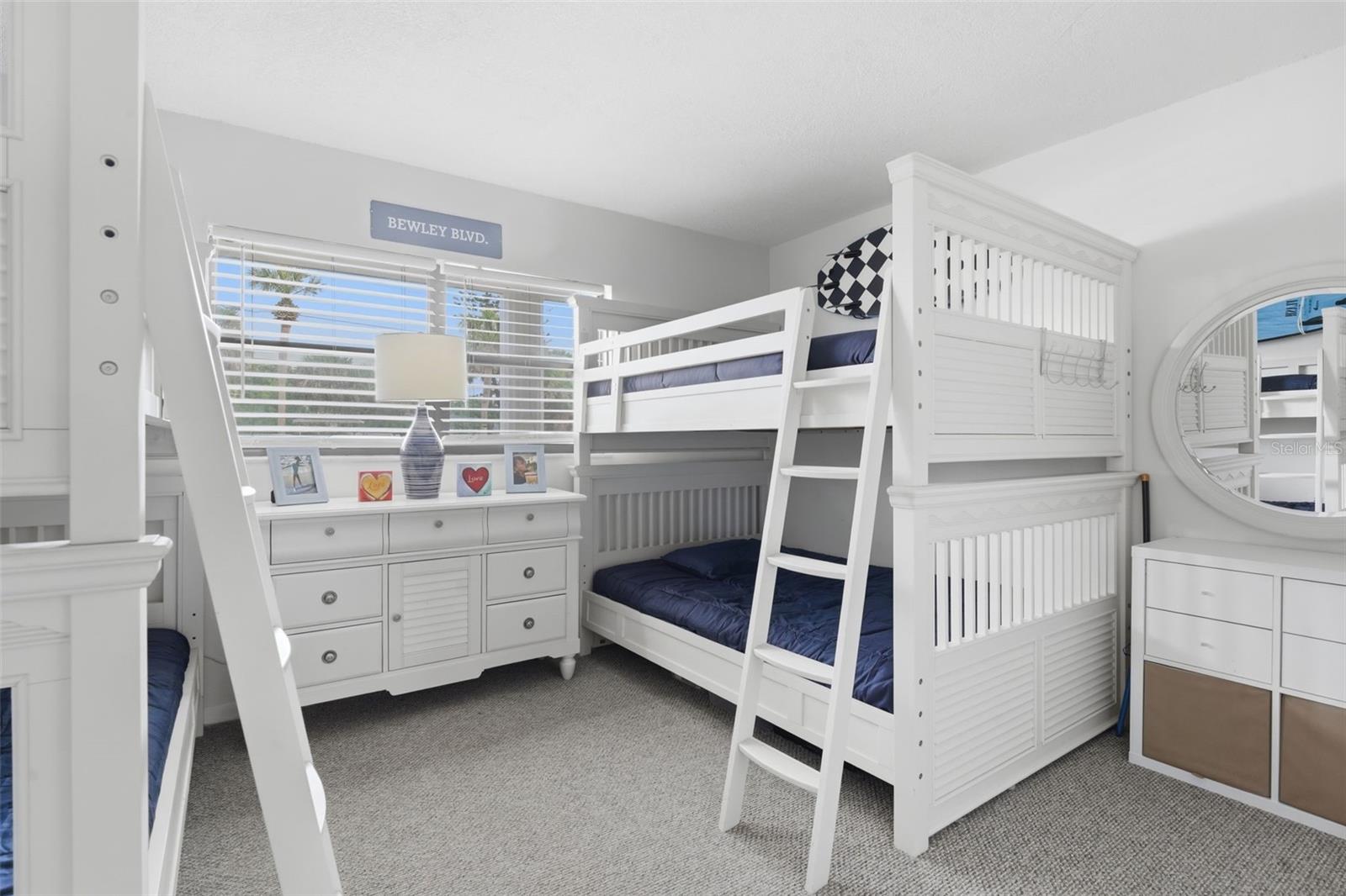 Image 21 of 55 For 2100 Peninsula Avenue 1130