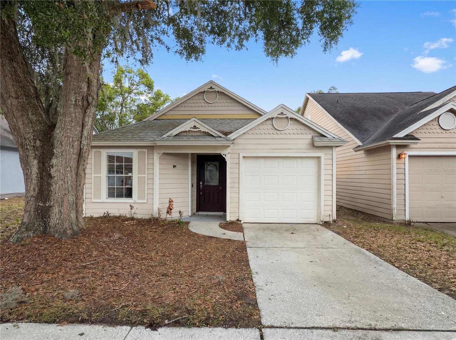 Details for 1696 Chatham Circle, APOPKA, FL 32703