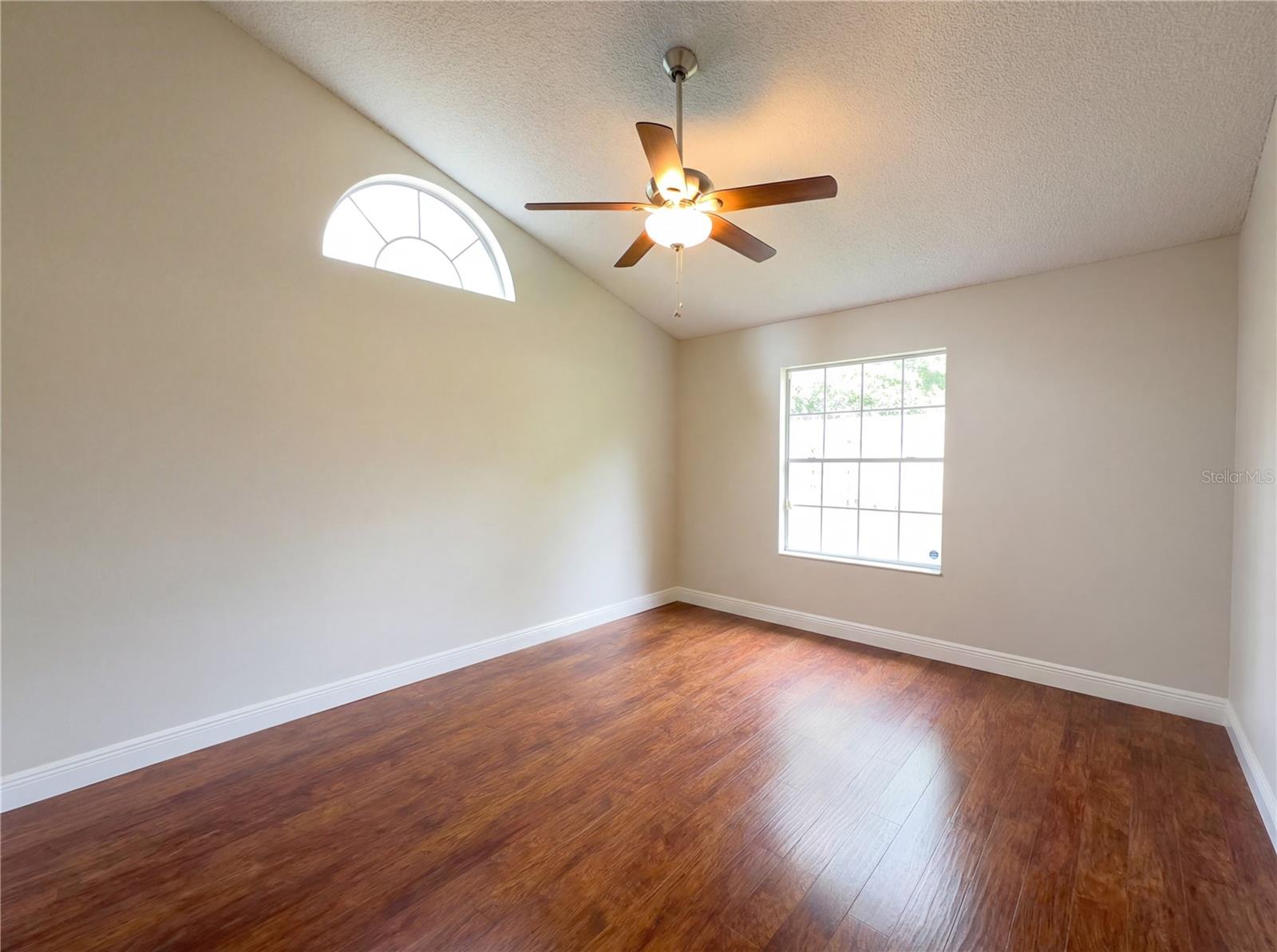 Image 4 of 18 For 1696 Chatham Circle